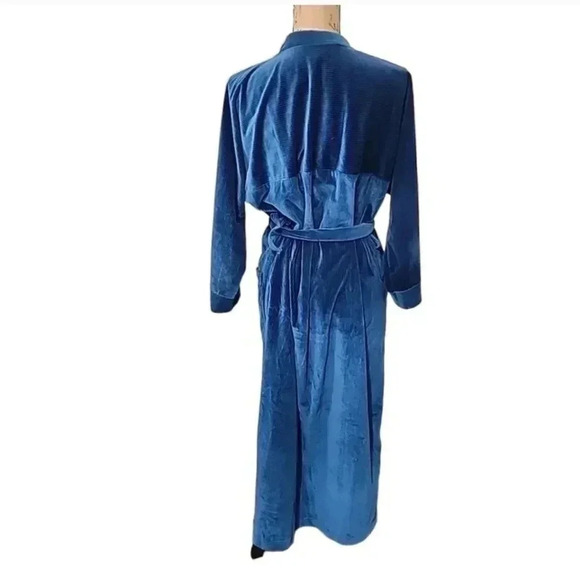 CHRISTIAN Dior Vintage Blue Robe - Picture 4 of 10